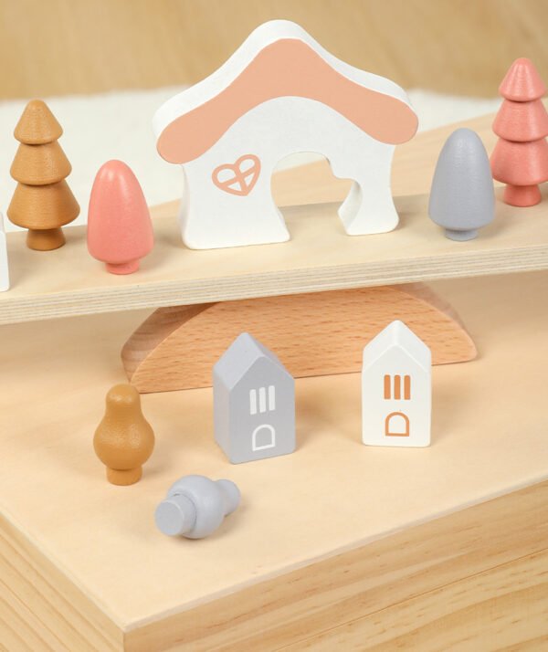 House Tree - Seesaw balance - Image 2